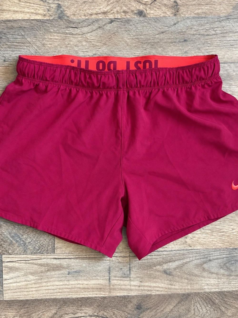 Nike Dri-FIT Women’s Small 2-in-1 Running Shorts Berry Coral Lined